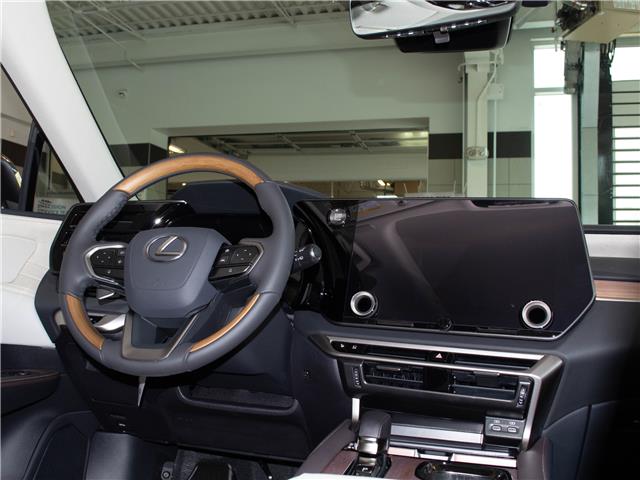 2025 Lexus RX 350 Base (Stk: 6801) in Kingston - Image 11 of 16