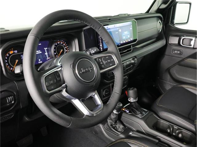 2025 Jeep Wrangler Sahara (Stk: 25J171) in Calgary - Image 17 of 20
