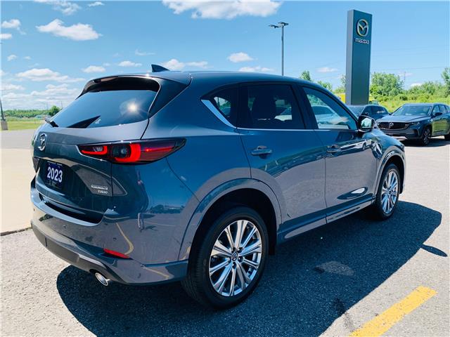 2023 Mazda CX-5 Signature (Stk: 25-825A) in Cornwall - Image 14 of 32