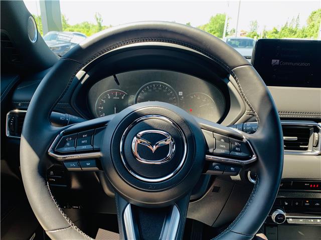 2023 Mazda CX-5 Signature (Stk: 25-825A) in Cornwall - Image 30 of 32