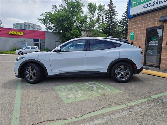 2021 Ford Mustang Mach-E Select (Stk: R-21FOMGRA9144) in Calgary - Image 2 of 16