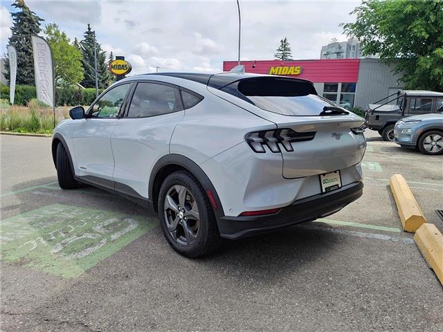 2021 Ford Mustang Mach-E Select (Stk: R-21FOMGRA9144) in Calgary - Image 3 of 16