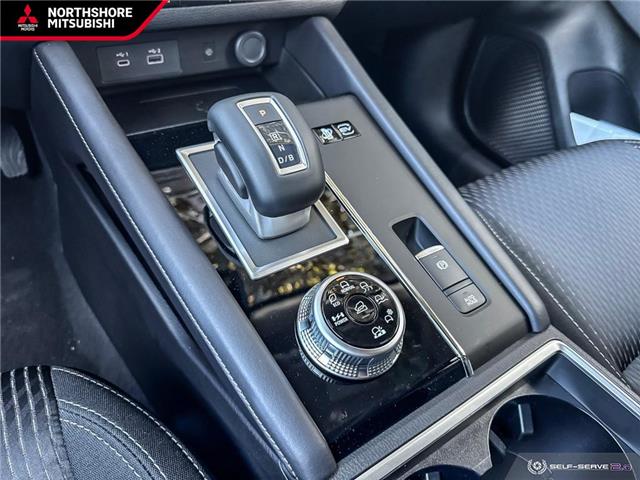 2025 Mitsubishi Outlander PHEV SE (Stk: 603840) in North Vancouver - Image 17 of 24