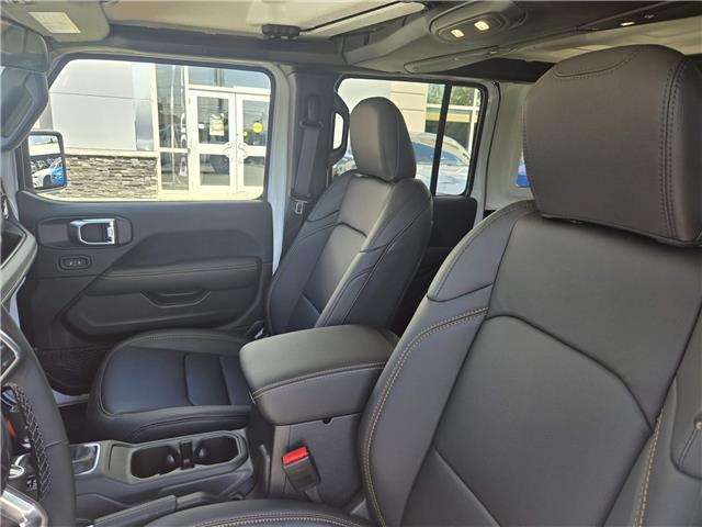 2025 Jeep Wrangler Sahara (Stk: S166) in Miramichi - Image 10 of 13