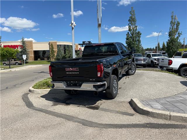 2025 GMC SLE (Stk: SF307710) in Calgary - Image 6 of 21