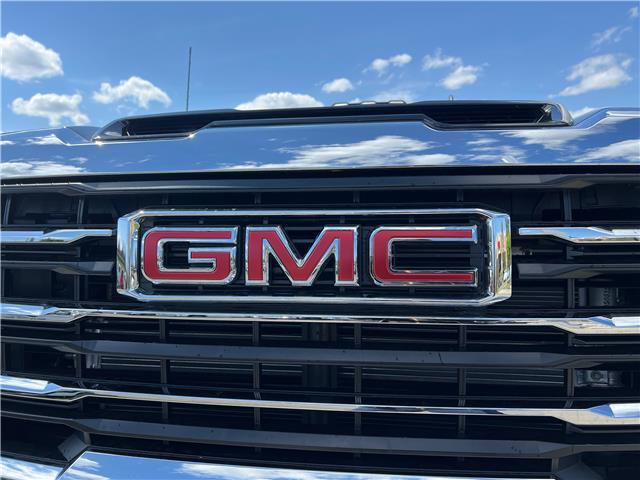 2025 GMC SLE (Stk: SF307710) in Calgary - Image 11 of 21