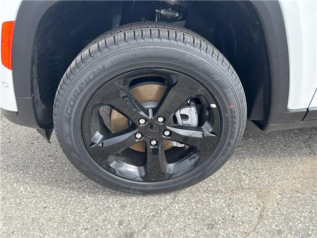 2025 Jeep Grand Cherokee L Limited (Stk: 25-058) in Hanover - Image 9 of 27