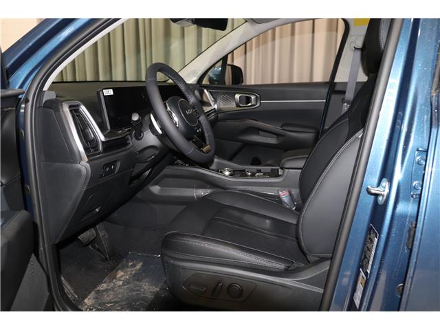 2025 Kia Sorento Hybrid EX (Stk: 26357) in Edmonton - Image 11 of 26