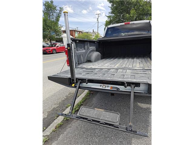 2020 Ford F-150 XLT in Ottawa - Image 13 of 36