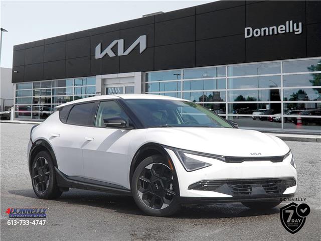 2025 Kia EV6 LAND W/PREMIUM PKG (Stk: KZ468DT) in Kanata - Image 1 of 25