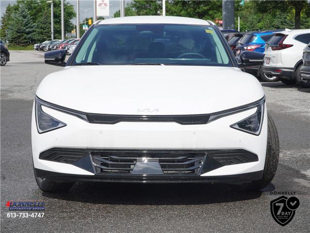 2025 Kia EV6 LAND W/PREMIUM PKG (Stk: KZ468DT) in Kanata - Image 7 of 25