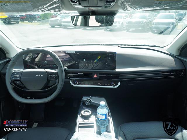 2025 Kia EV6 LAND W/PREMIUM PKG (Stk: KZ468DT) in Kanata - Image 13 of 25