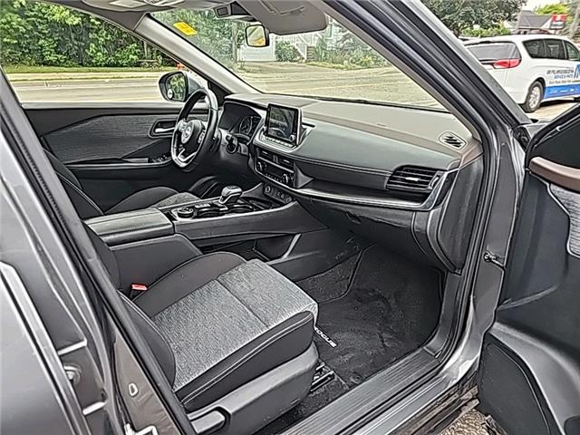 2023 Nissan Rogue SV Moonroof (Stk: 01162P) in New Hamburg - Image 10 of 14