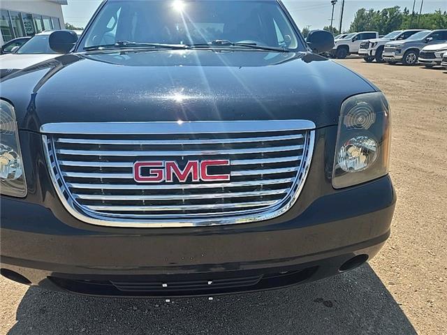 2013 GMC Yukon SLE (Stk: 23T159C) in Wadena - Image 2 of 12 2013 GMC Yukon SLE (Stk: 23T159C) in Wadena - Image 2 of 12