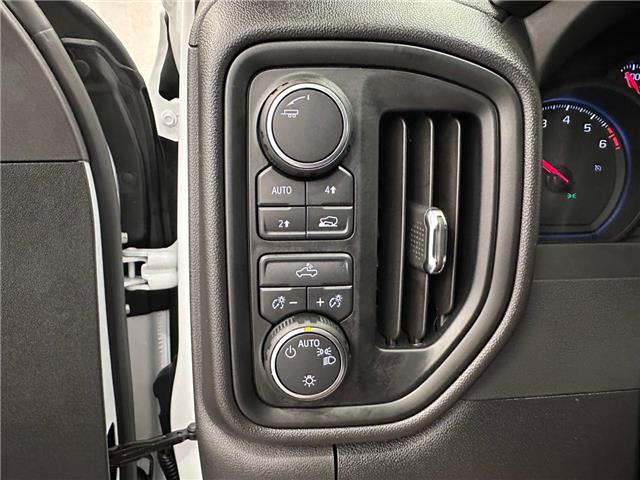 2025 Chevrolet Silverado 1500 Custom (Stk: 301004) in Lethbridge - Image 19 of 26
