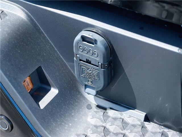 2025 GMC Canyon AT4 (Stk: 6025-219) in Salmon Arm - Image 10 of 48