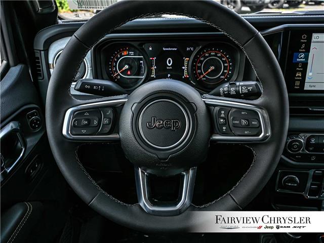 2025 Jeep Wrangler Sahara (Stk: SW2405) in Burlington - Image 21 of 31