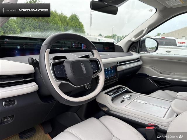 2025 Lincoln Navigator Reserve (Stk: 5LN1381) in Brantford - Image 11 of 23