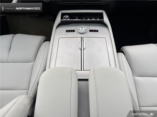 2025 Lincoln Navigator Reserve (Stk: 5LN1381) in Brantford - Image 16 of 23