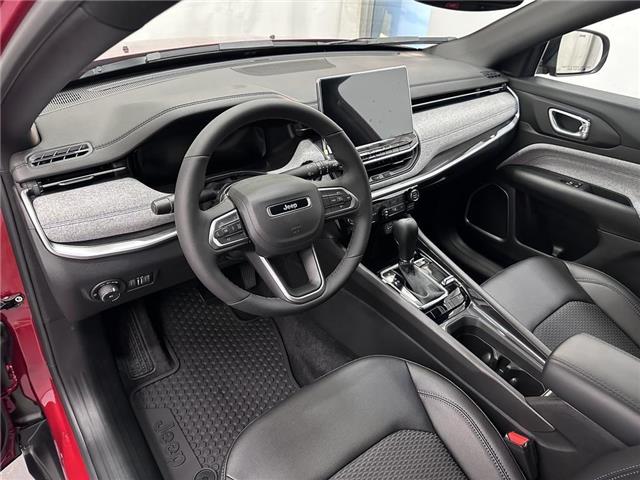 2025 Jeep Compass North (Stk: 40165) in Lethbridge - Image 13 of 29