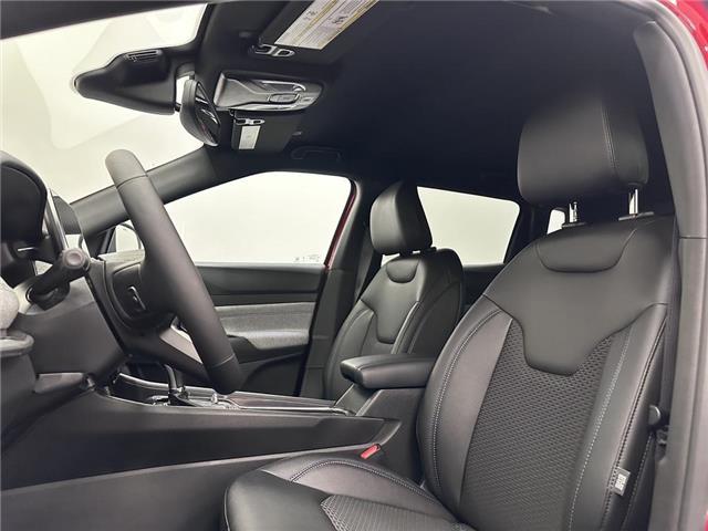 2025 Jeep Compass North (Stk: 40165) in Lethbridge - Image 15 of 29