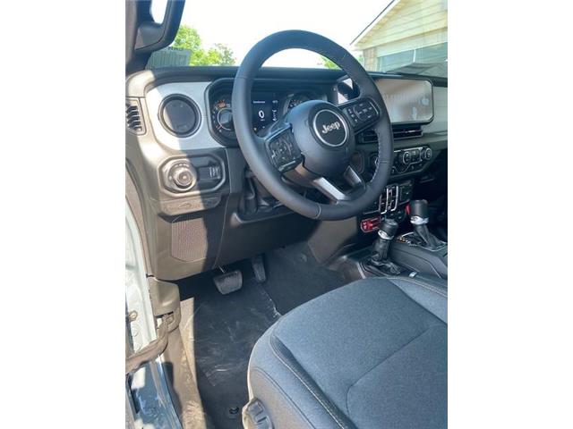 2025 Jeep Wrangler Sport (Stk: 7437) in Fort Erie - Image 7 of 18