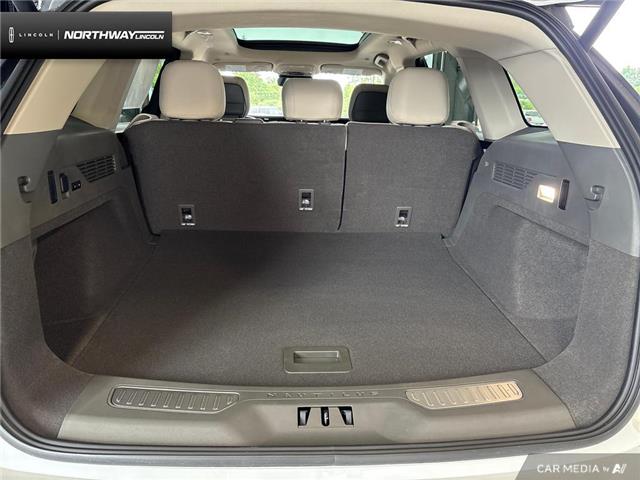 2025 Lincoln Nautilus Reserve (Stk: 5LA8372) in Brantford - Image 10 of 23