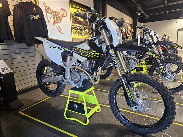 2026 Triumph TF450-E ENDURO (Stk: 26TD-004) in Grande Prairie - Image 2 of 11