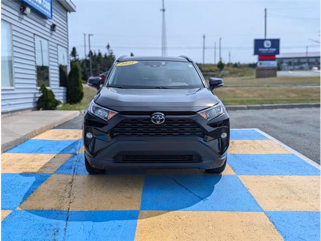 2021 Toyota RAV4 XLE (Stk: LP1070) in Mount Pearl - Image 2 of 19