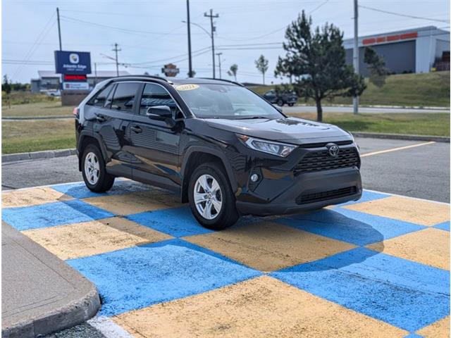 2021 Toyota RAV4 XLE (Stk: LP1070) in Mount Pearl - Image 3 of 19