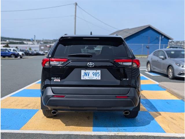 2021 Toyota RAV4 XLE (Stk: LP1070) in Mount Pearl - Image 5 of 19