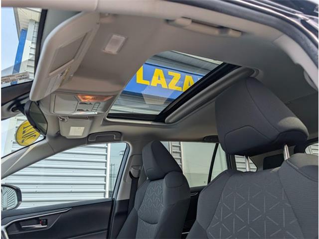 2021 Toyota RAV4 XLE (Stk: LP1070) in Mount Pearl - Image 10 of 19