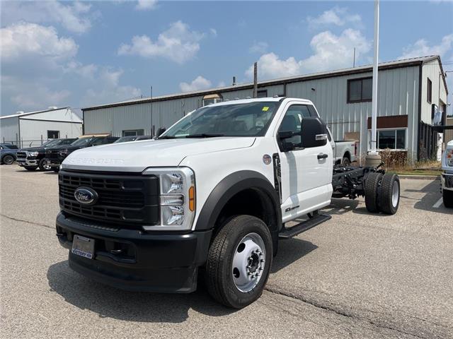 2025 Ford F-550 Chassis XL (Stk: VF5F00555) in Chatham - Image 1 of 17