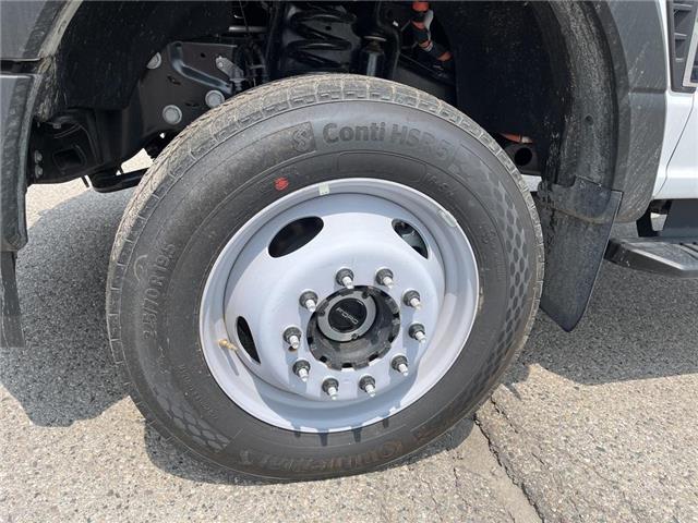 2025 Ford F-550 Chassis XL (Stk: VF5F00555) in Chatham - Image 8 of 17