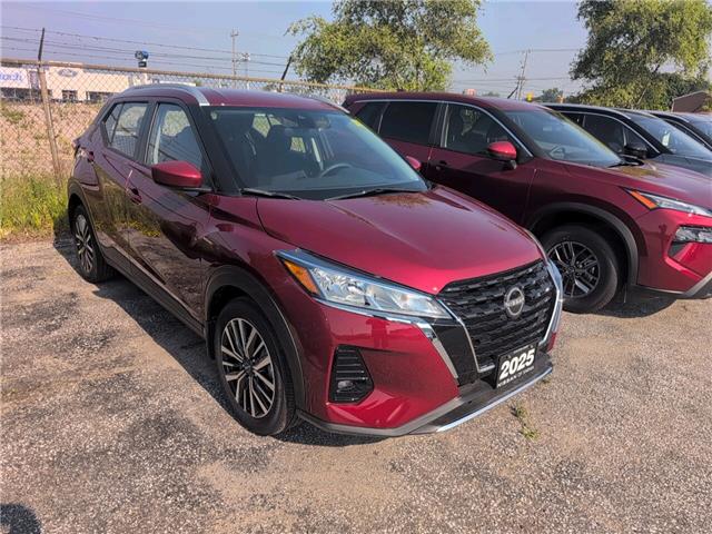 2025 Nissan Kicks Play SV (Stk: 25201-LOANER) in Sarnia - Image 3 of 3