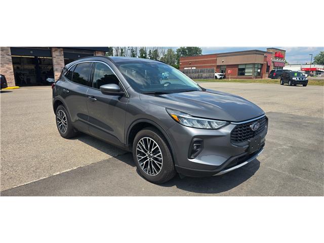 2024 Ford Escape PHEV in Morrisburg - Image 5 of 6 2024 Ford Escape PHEV in Morrisburg - Image 5 of 6