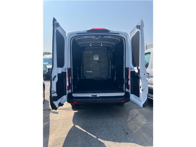 2025 Ford Transit-250 Cargo Base (Stk: 2505690) in Ottawa - Image 6 of 16