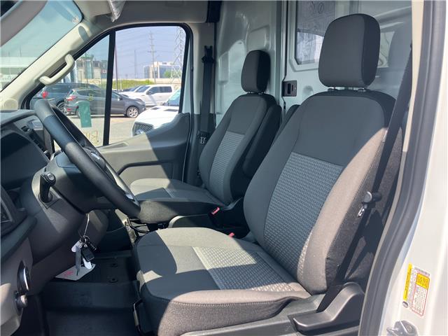 2025 Ford Transit-250 Cargo Base (Stk: 2505690) in Ottawa - Image 8 of 16