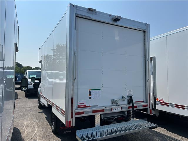 2025 Ford Transit-350 Cutaway Base (Stk: 2506280) in Ottawa - Image 3 of 14
