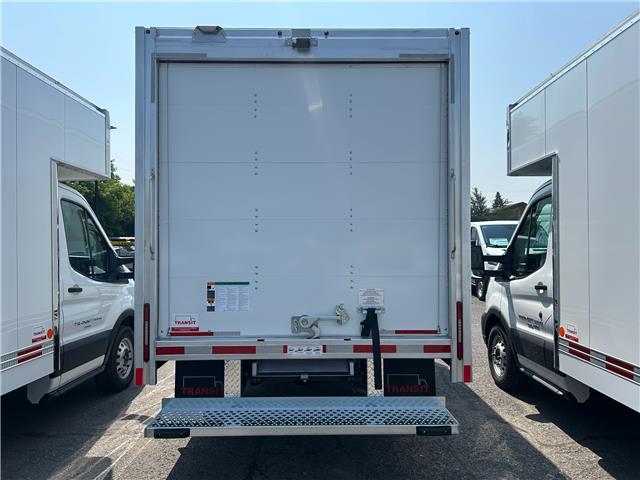 2025 Ford Transit-350 Cutaway Base (Stk: 2506280) in Ottawa - Image 4 of 14