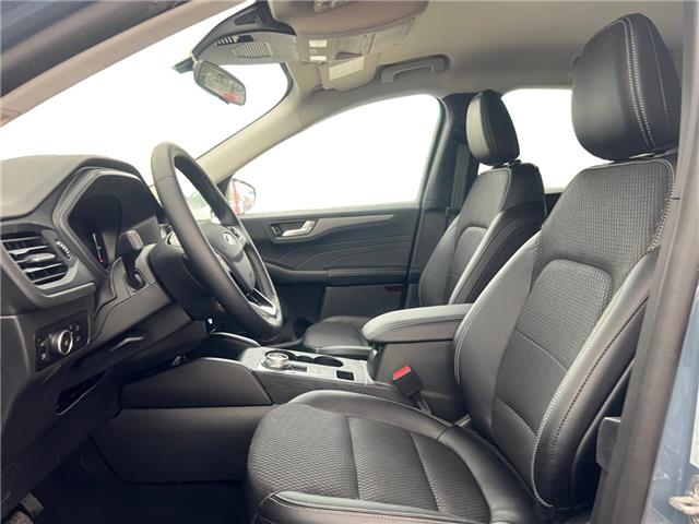 2025 Ford Escape PHEV (Stk: 12102) in Golden - Image 9 of 16