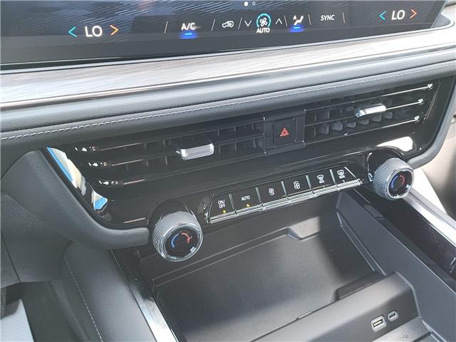 2025 Chevrolet Tahoe LS (Stk: 31216) in The Pas - Image 16 of 16