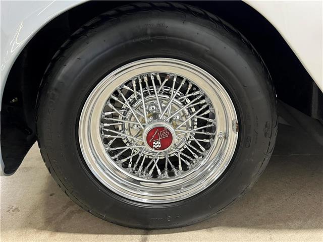 1962 Chevrolet Corvette  (Stk: Z1962SilverCorvette) in Toronto - Image 18 of 36