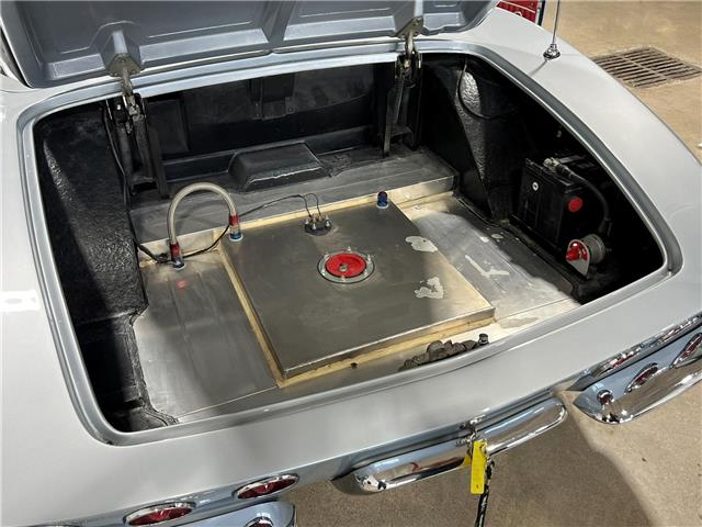 1962 Chevrolet Corvette  (Stk: Z1962SilverCorvette) in Toronto - Image 28 of 36