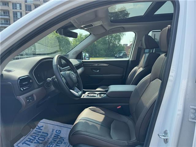 2025 Honda Pilot Touring (Stk: 252011) in Richmond Hill - Image 5 of 30 2025 Honda Pilot Touring (Stk: 252011) in Richmond Hill - Image 5 of 30