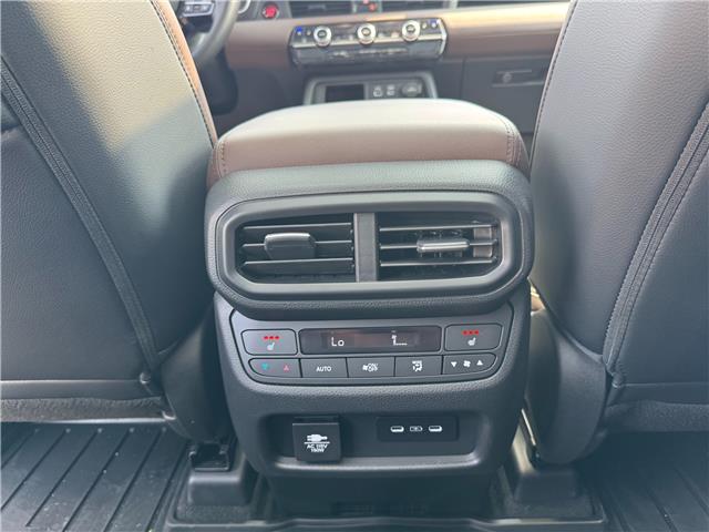 2025 Honda Pilot Touring (Stk: 252011) in Richmond Hill - Image 21 of 30 2025 Honda Pilot Touring (Stk: 252011) in Richmond Hill - Image 21 of 30