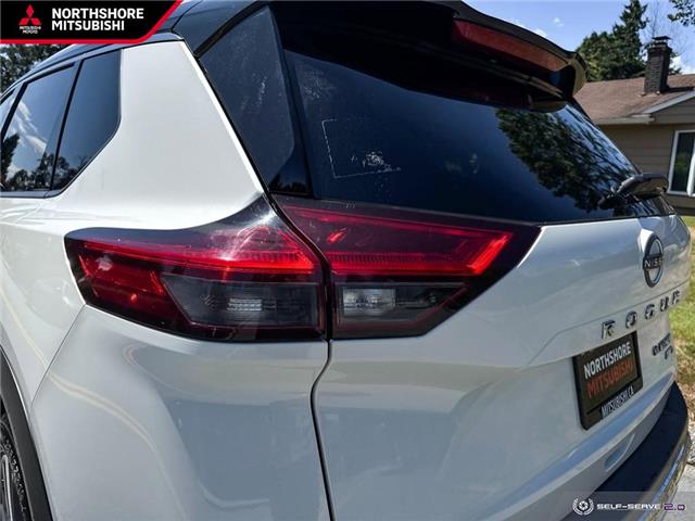 2023 Nissan Rogue Platinum (Stk: 303079) in North Vancouver - Image 10 of 24