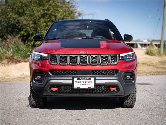2025 Jeep Compass Trailhawk (Stk: S612321) in Surrey - Image 2 of 26