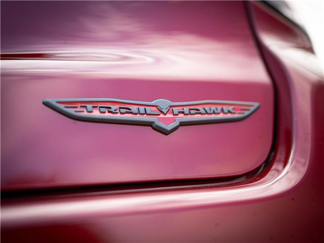 2025 Jeep Compass Trailhawk (Stk: S612321) in Surrey - Image 6 of 26