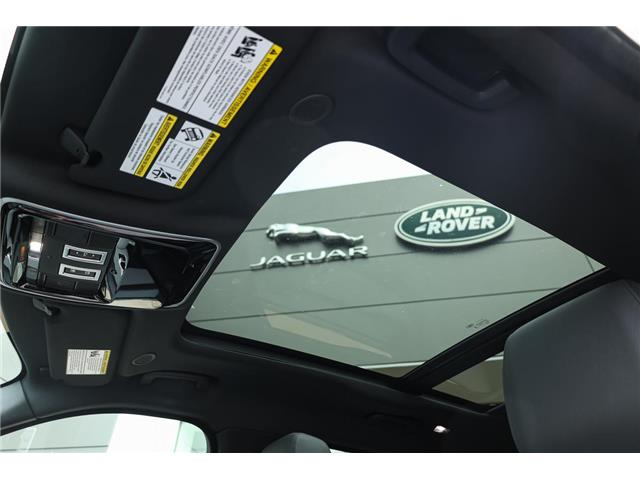 2026 Land Rover Range Rover Velar P250 Dynamic SE (Stk: RV20479-new) in London - Image 15 of 32